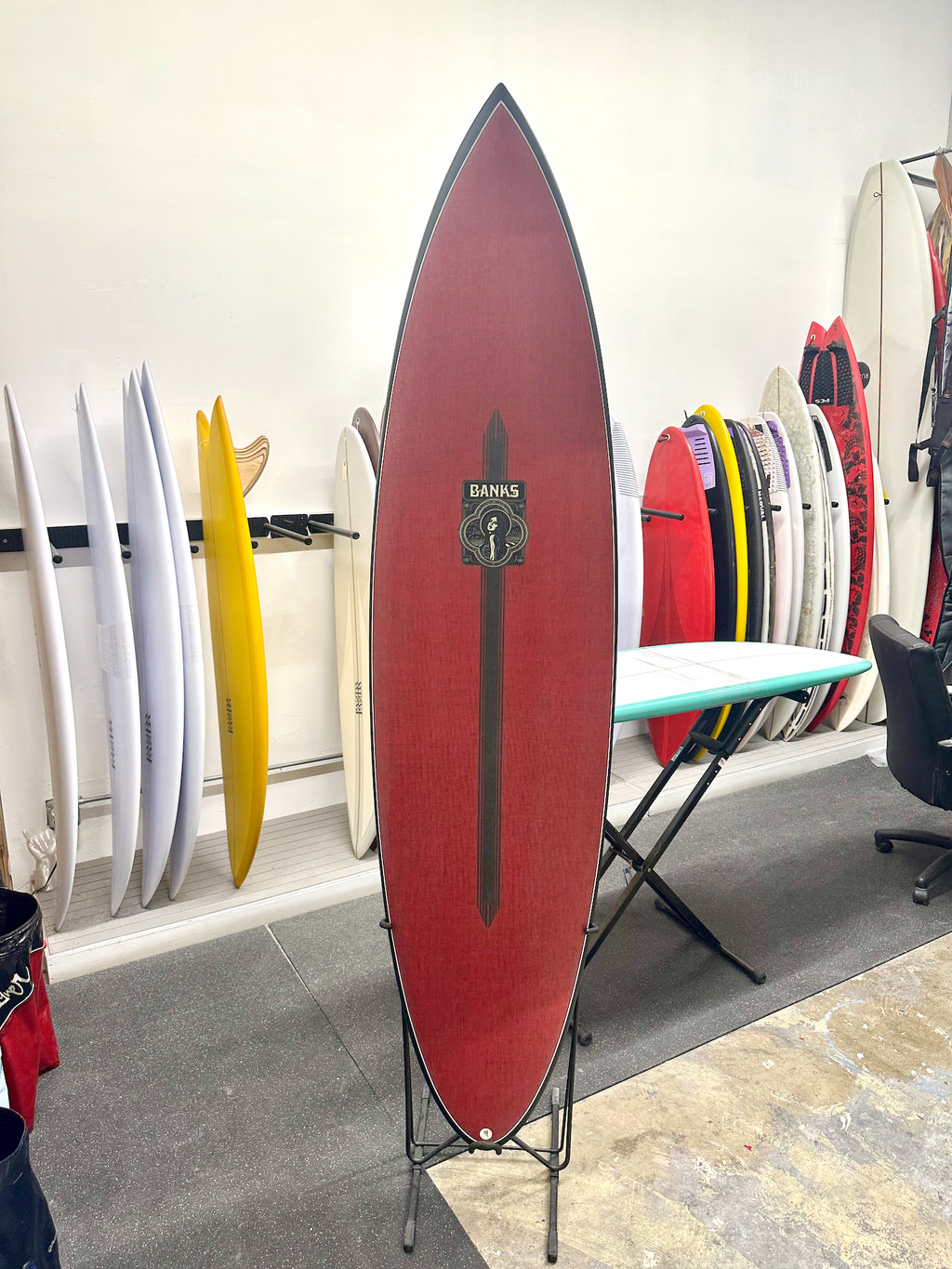 Jim Banks Revolution Cruiser-Twin Fin 7'4x21.25"x3"-Vol 49l  (Blem)