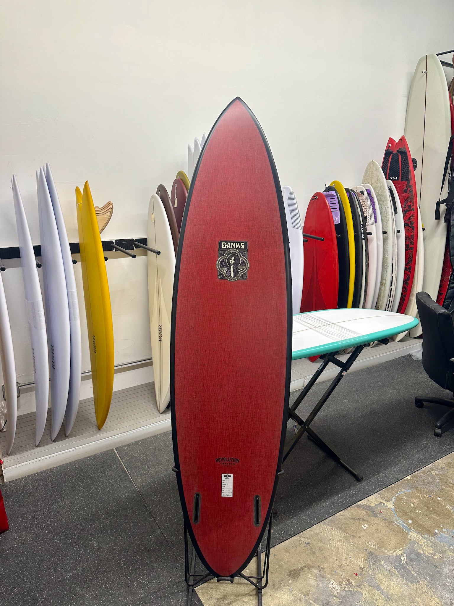 Jim Banks Revolution Cruiser-Twin Fin 7'4x21.25"x3"-Vol 49l  (Blem)